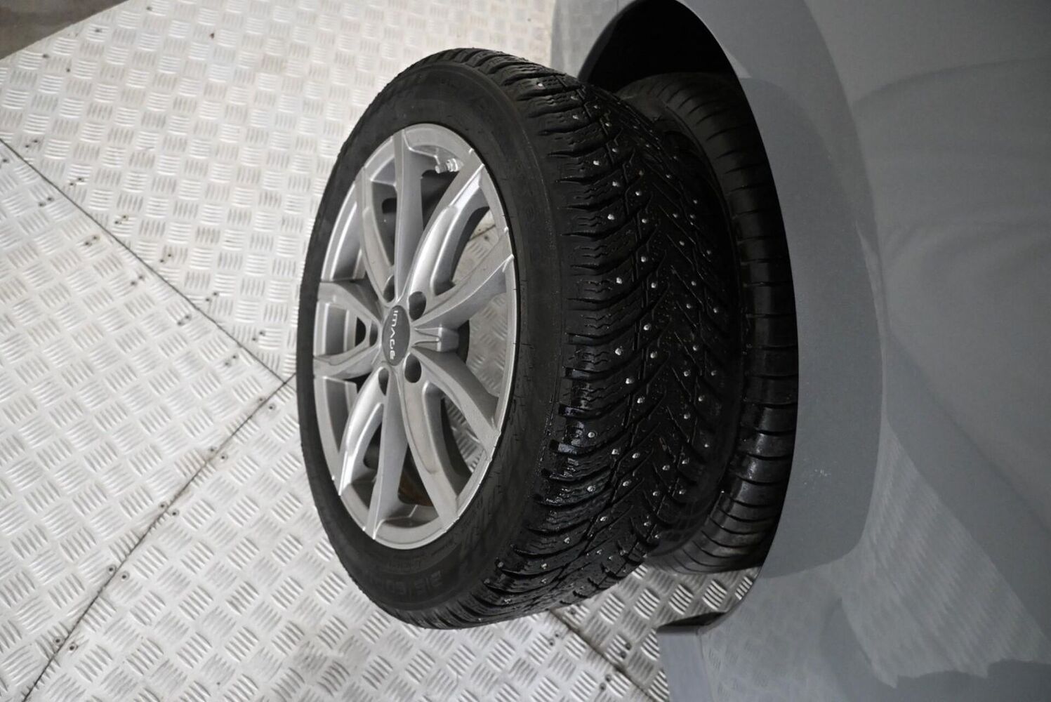 Nissan Leaf vaihtoauto