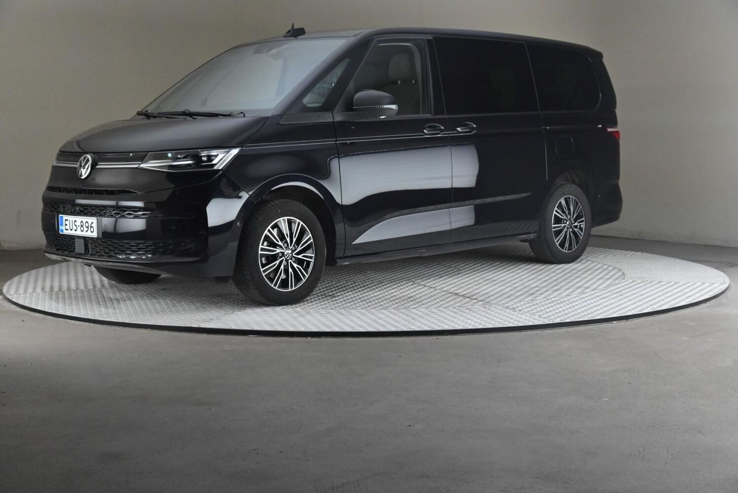 Volkswagen Multivan vaihtoauto
