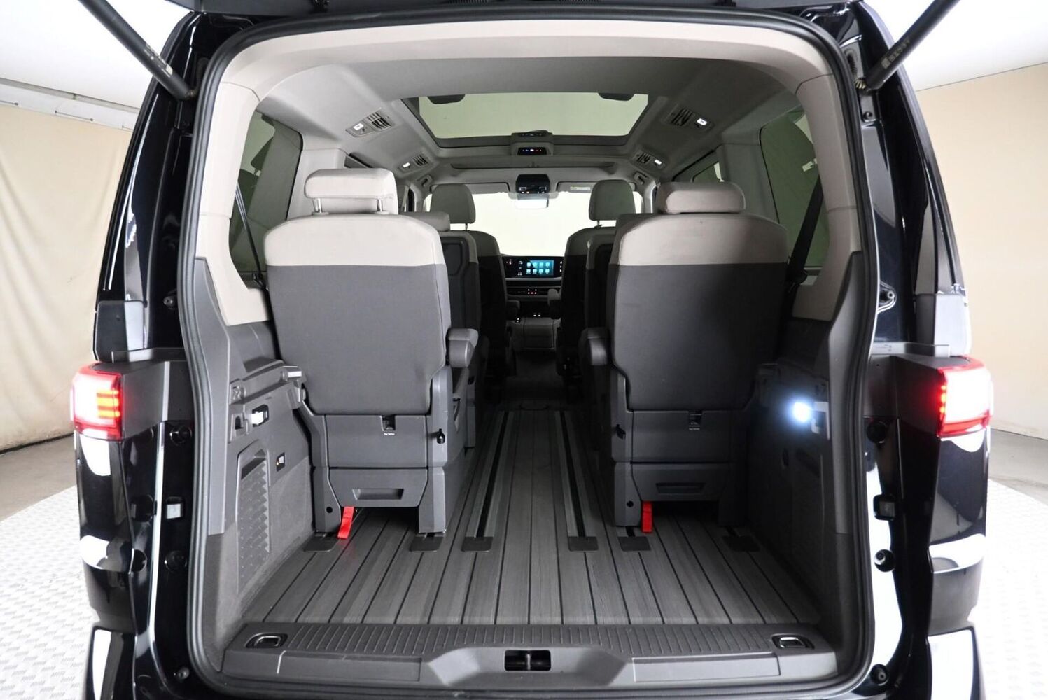 Volkswagen Multivan vaihtoauto