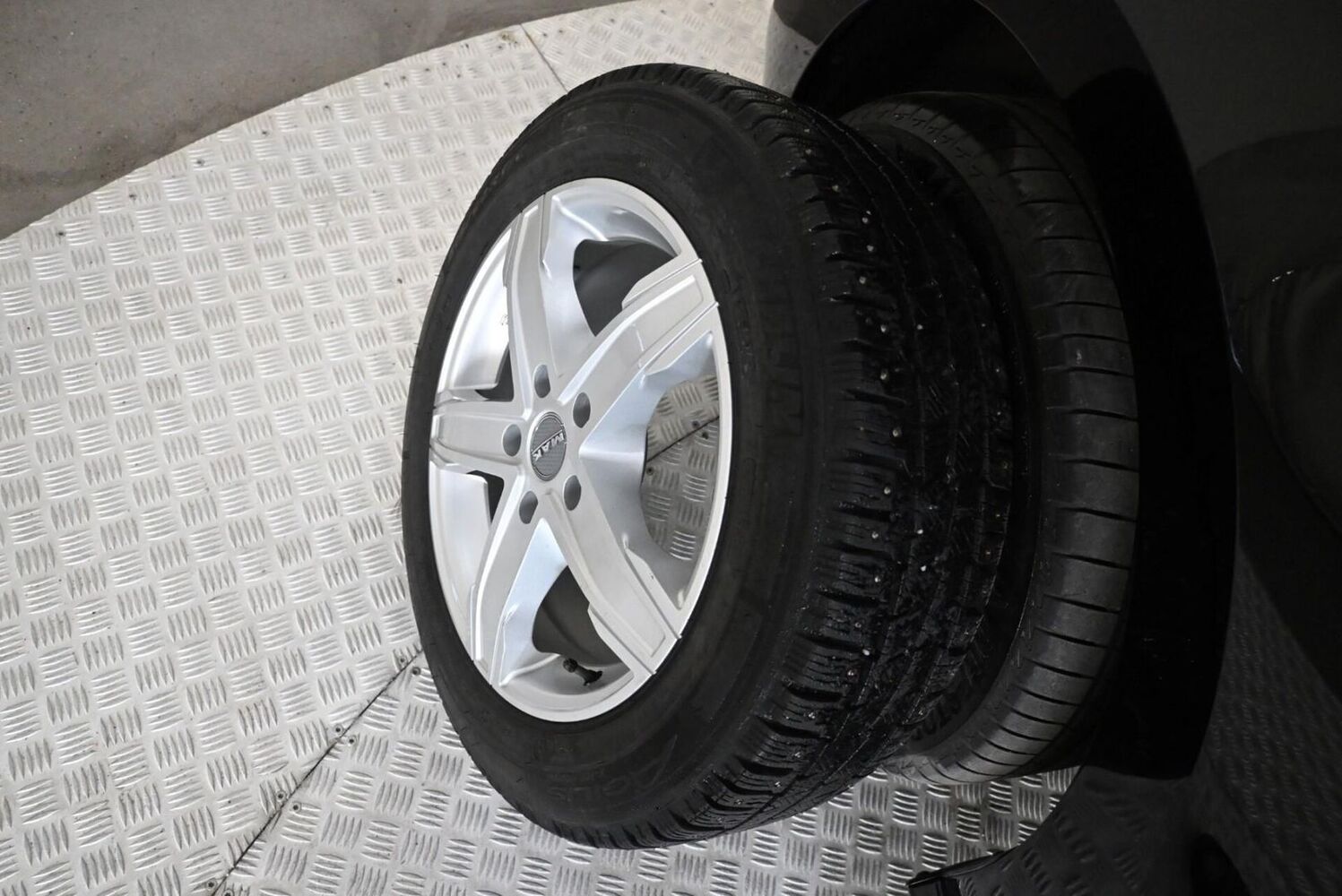 Volkswagen Multivan vaihtoauto