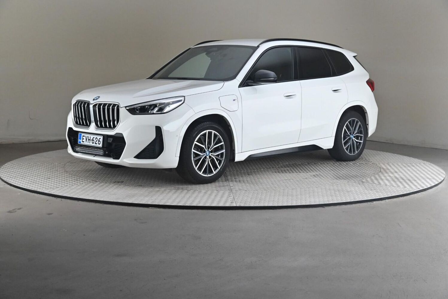 BMW X1 vaihtoauto