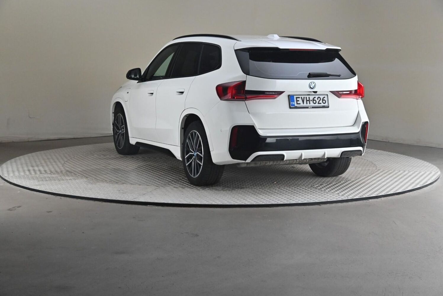 BMW X1 vaihtoauto