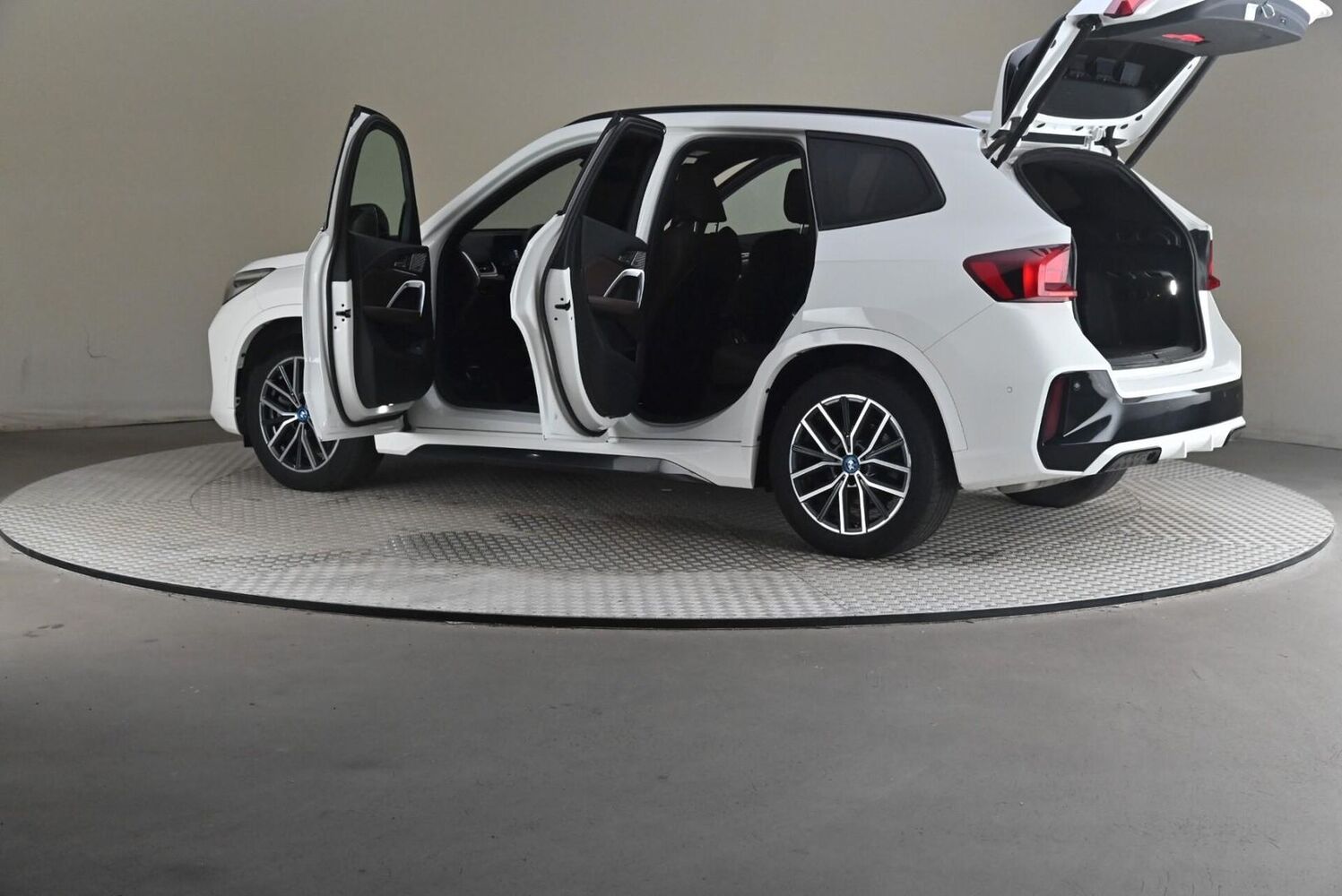 BMW X1 vaihtoauto