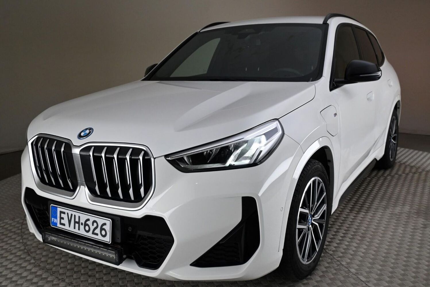 BMW X1 vaihtoauto