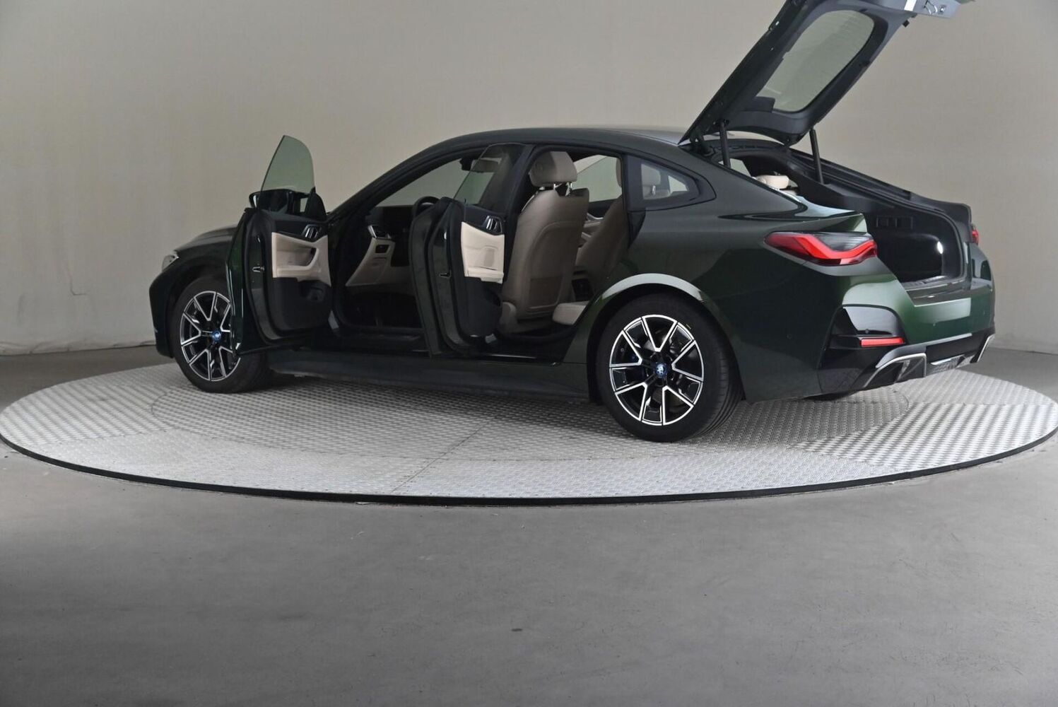 BMW i4 M50 vaihtoauto