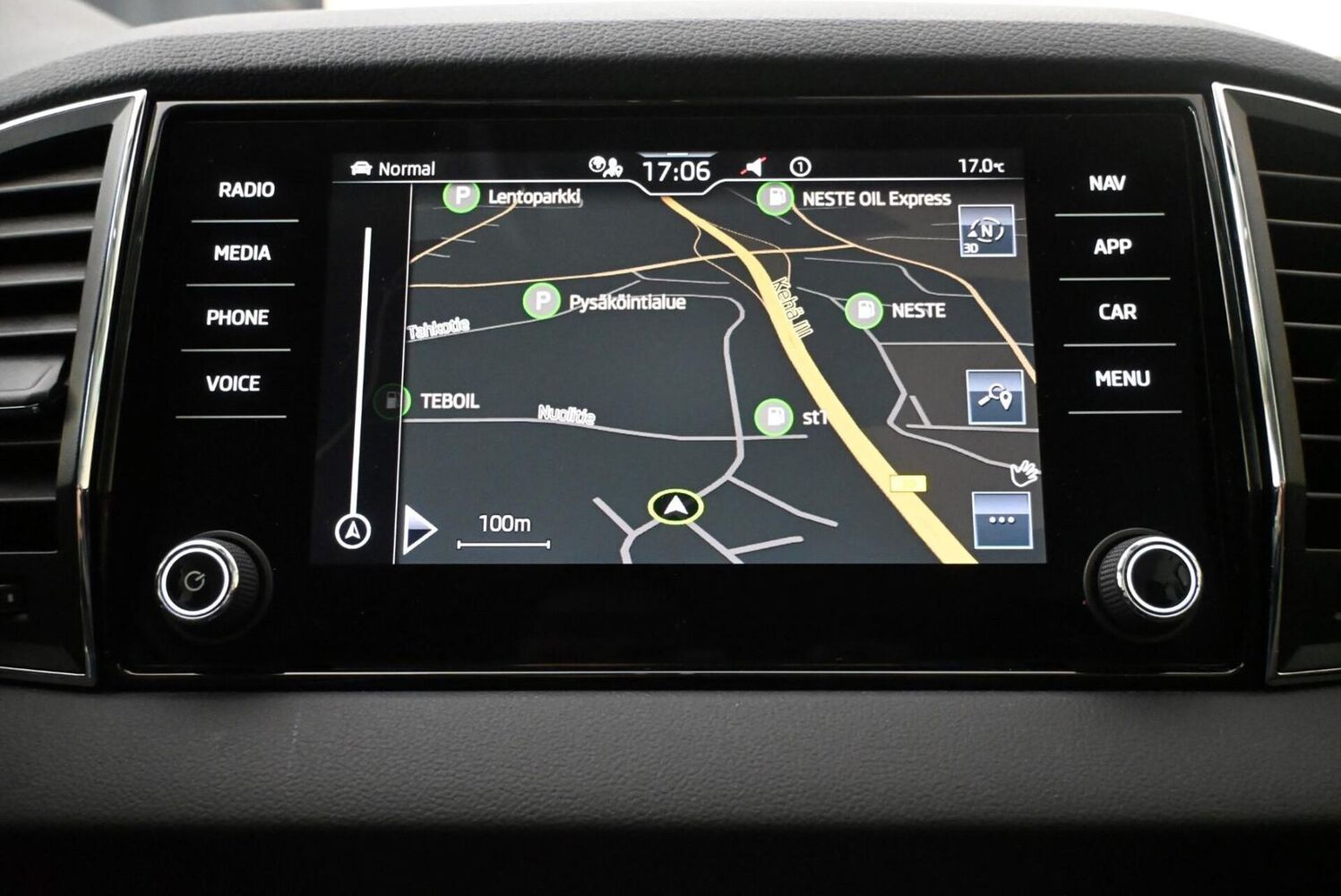 Skoda Karoq vaihtoauto