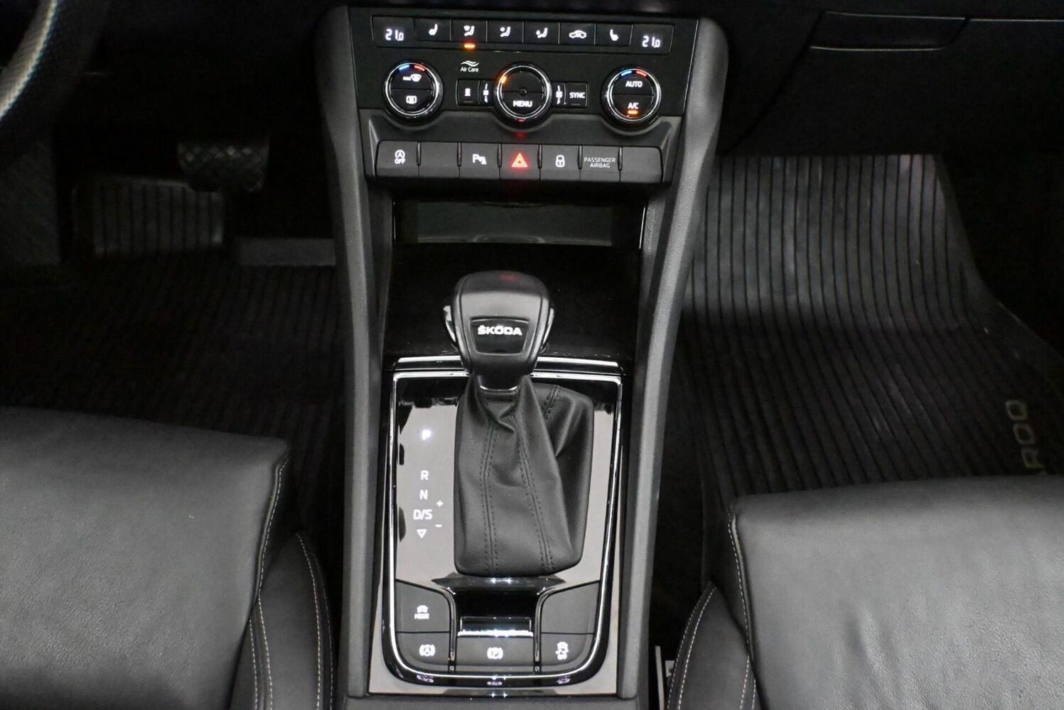 Skoda Karoq vaihtoauto