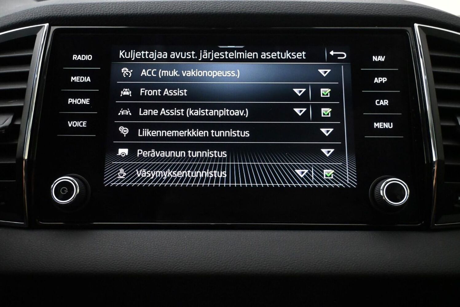 Skoda Karoq vaihtoauto