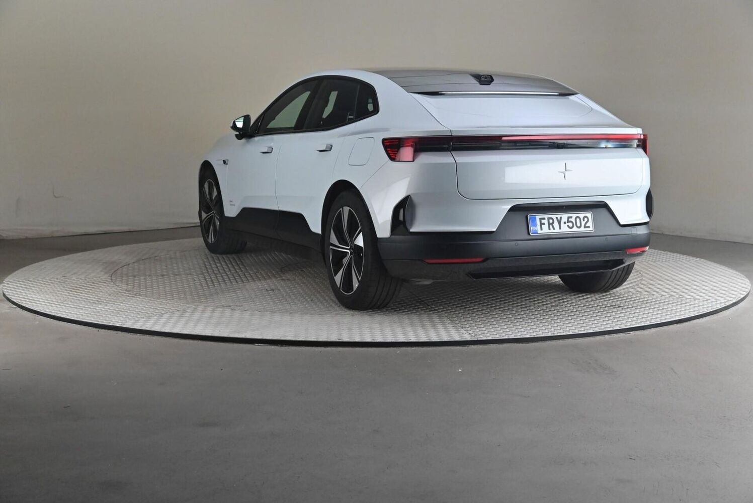 Polestar 4 vaihtoauto