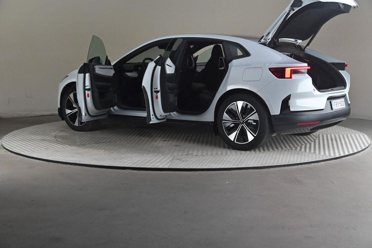 Polestar 4 vaihtoauto