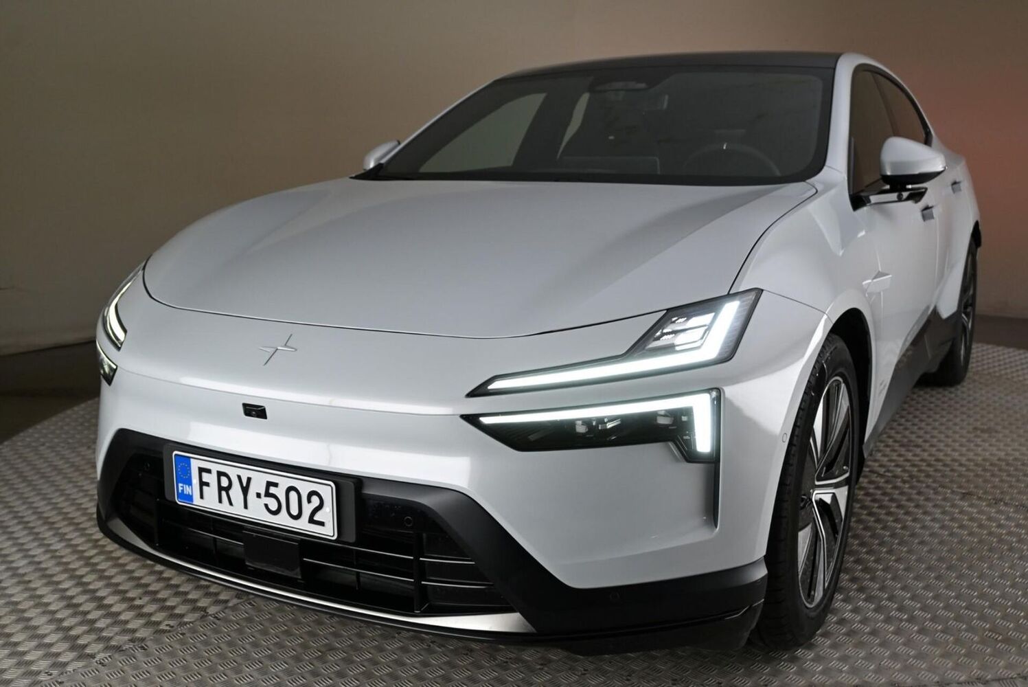 Polestar 4 vaihtoauto