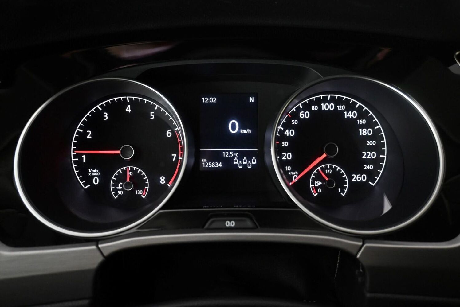 Volkswagen Touran vaihtoauto