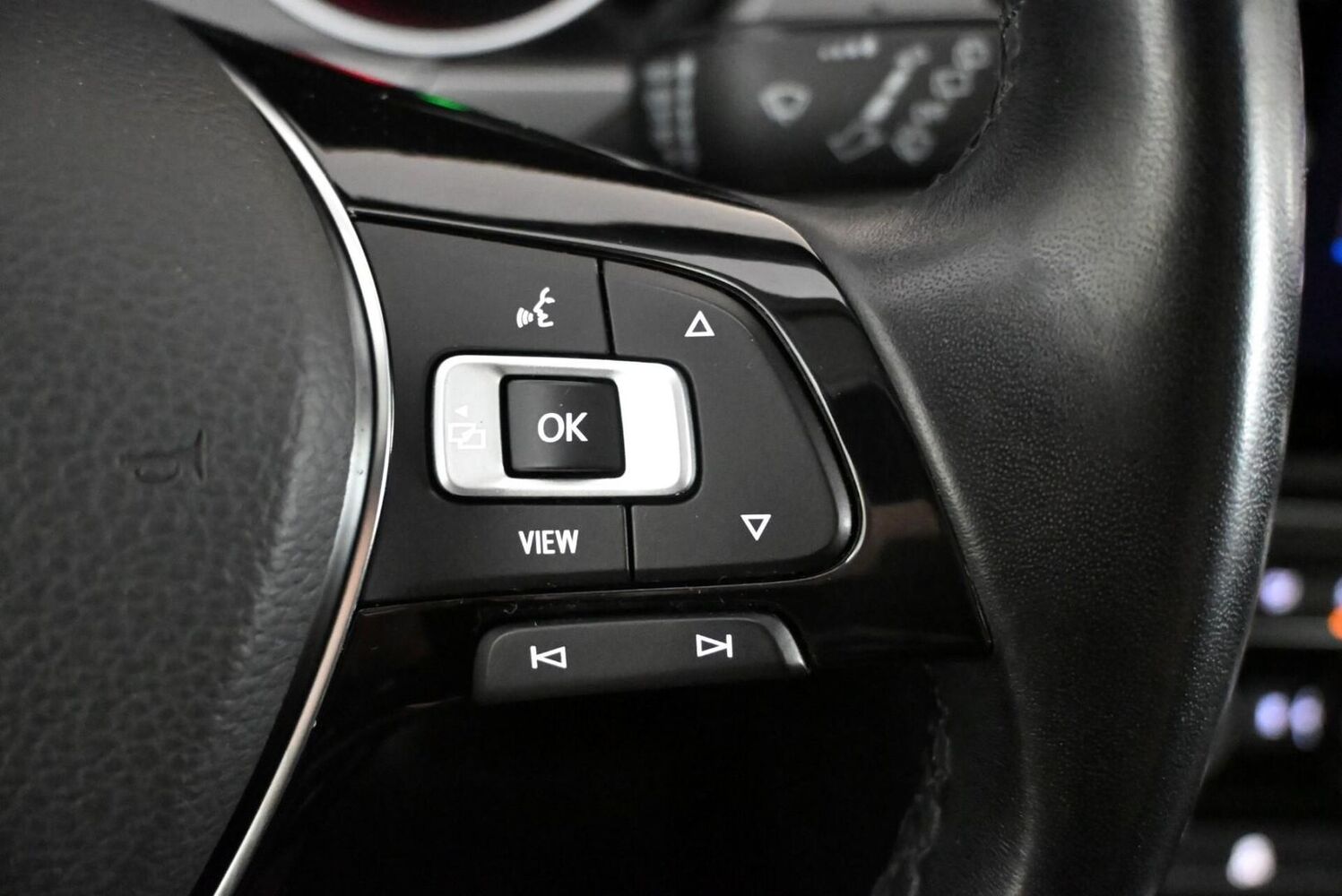 Volkswagen Touran vaihtoauto
