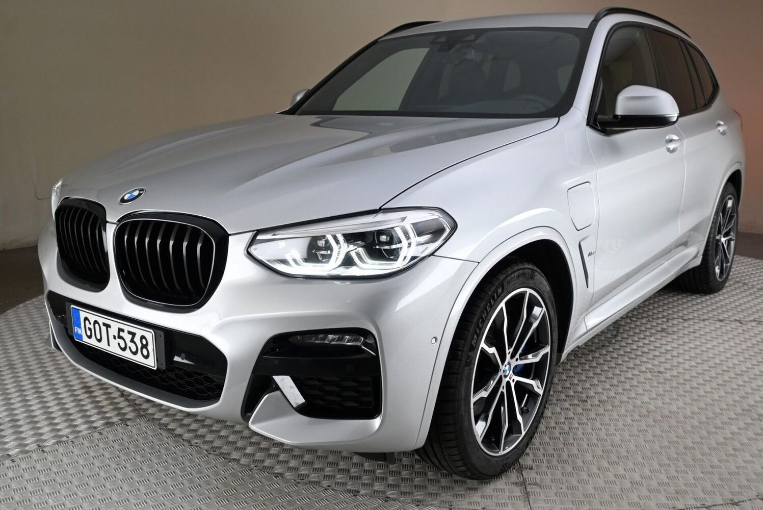 BMW X3 vaihtoauto