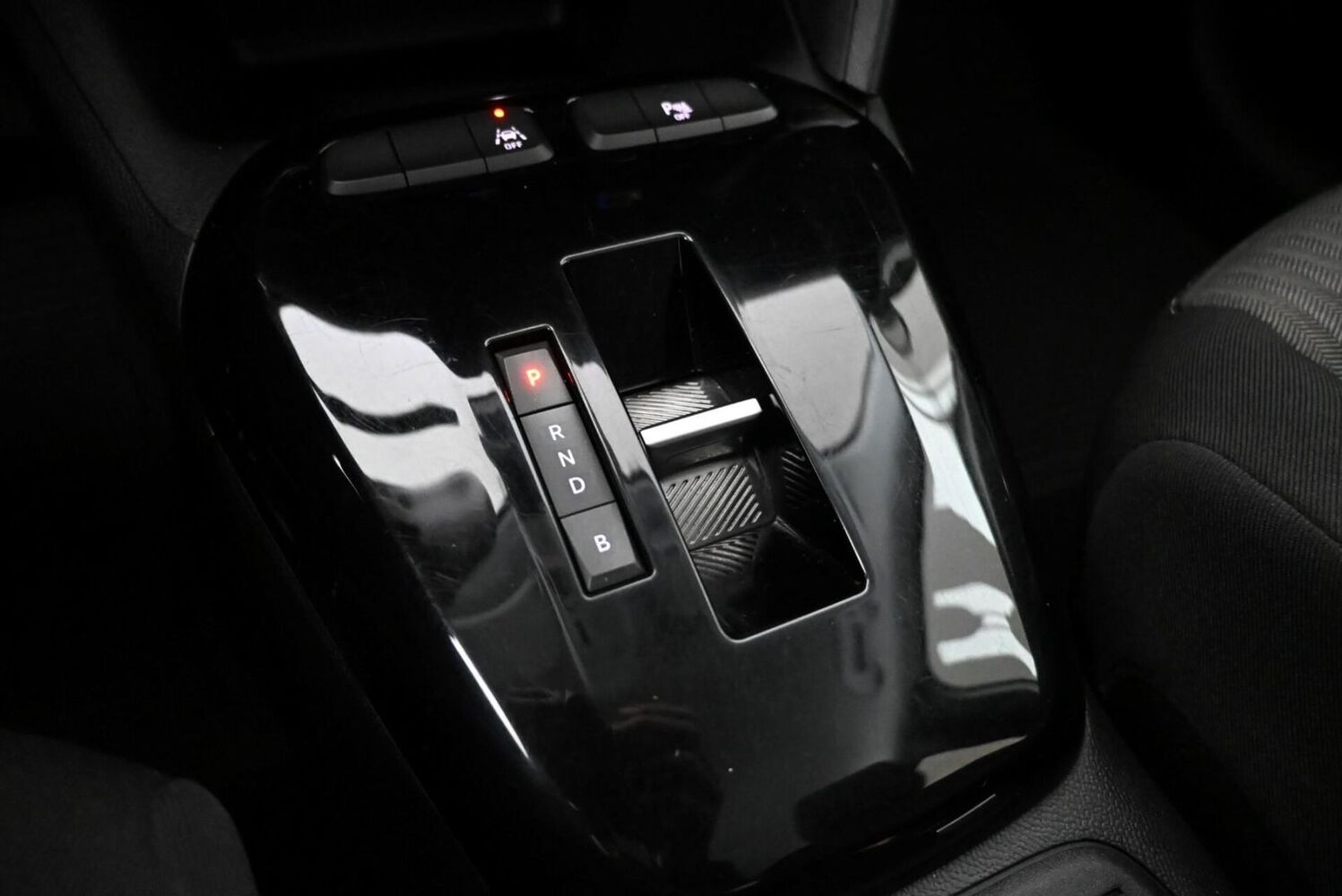 Opel Corsa-e vaihtoauto