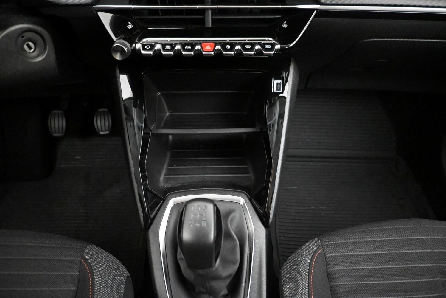 Peugeot 208 vaihtoauto