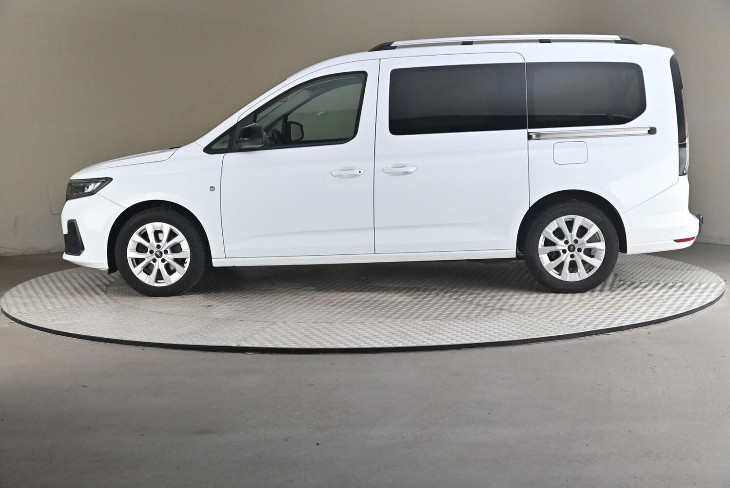 Ford Grand Tourneo Connect vaihtoauto