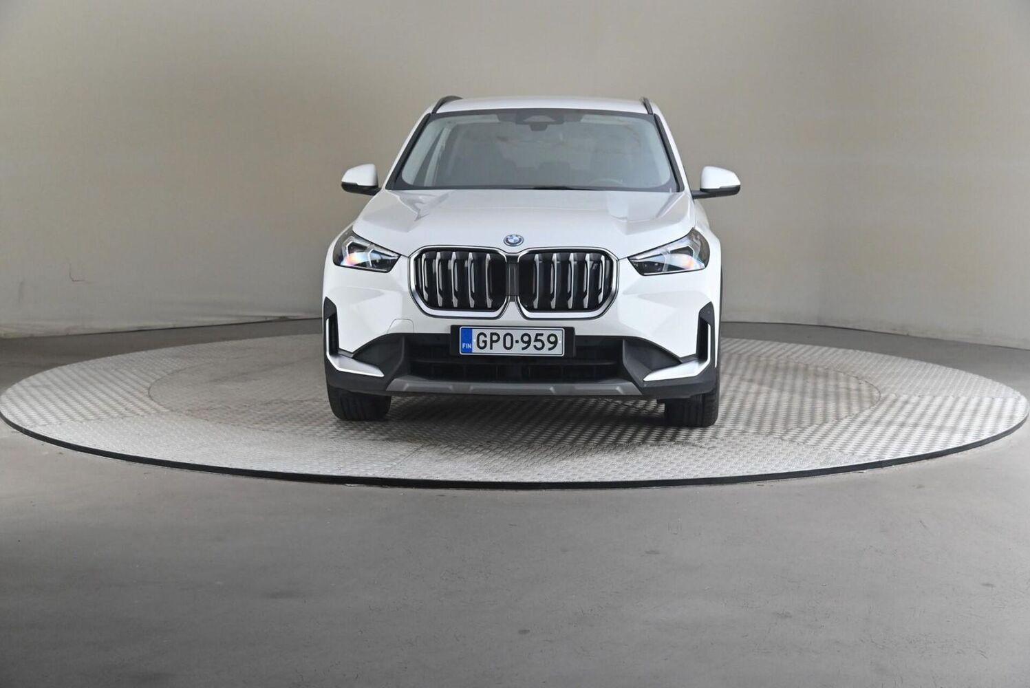 BMW iX1 vaihtoauto
