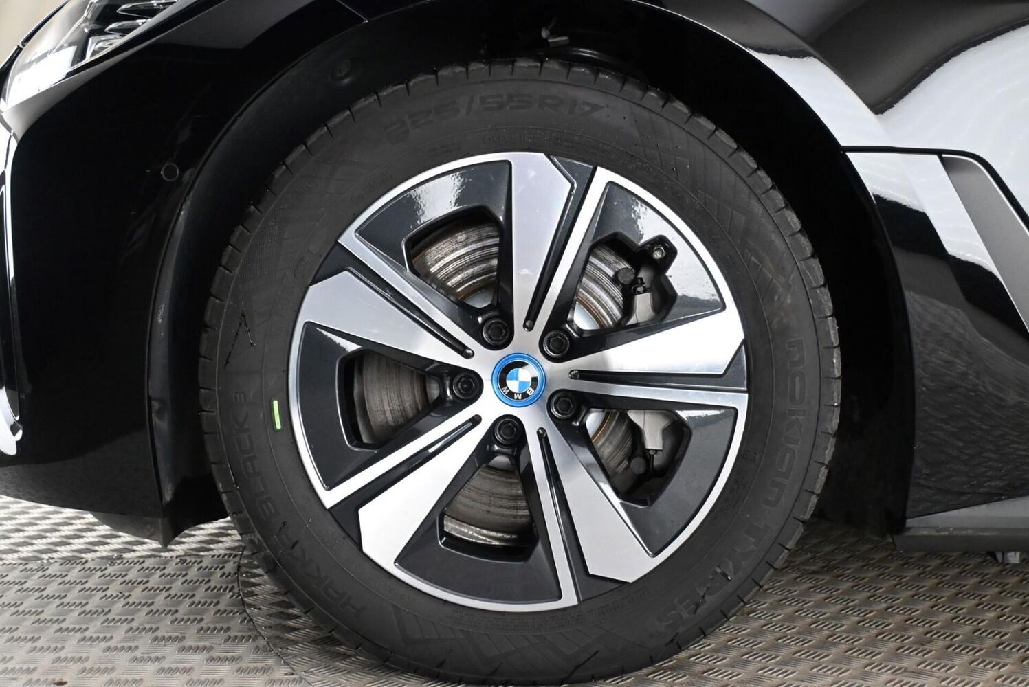 BMW i4 vaihtoauto