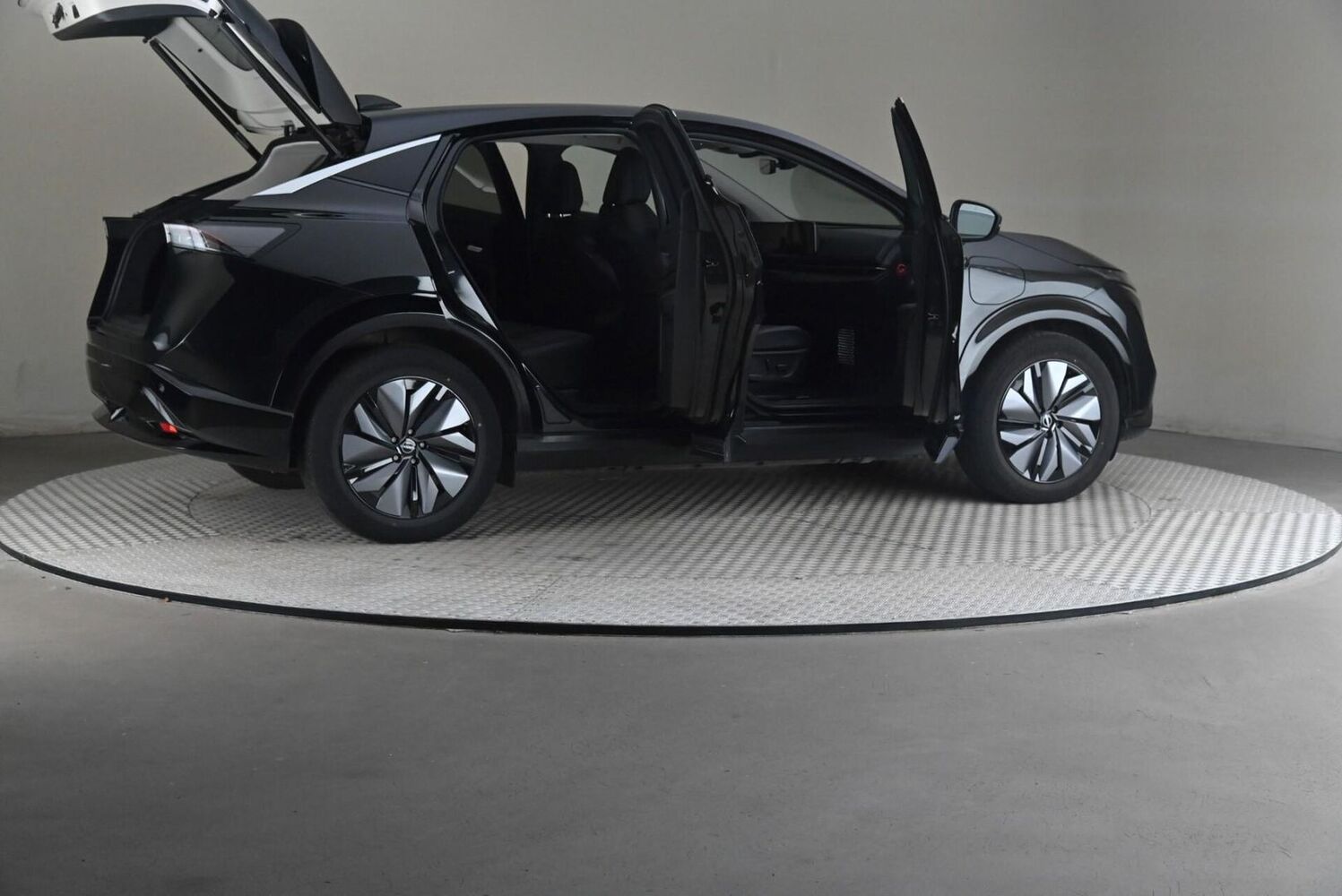 Nissan Ariya vaihtoauto