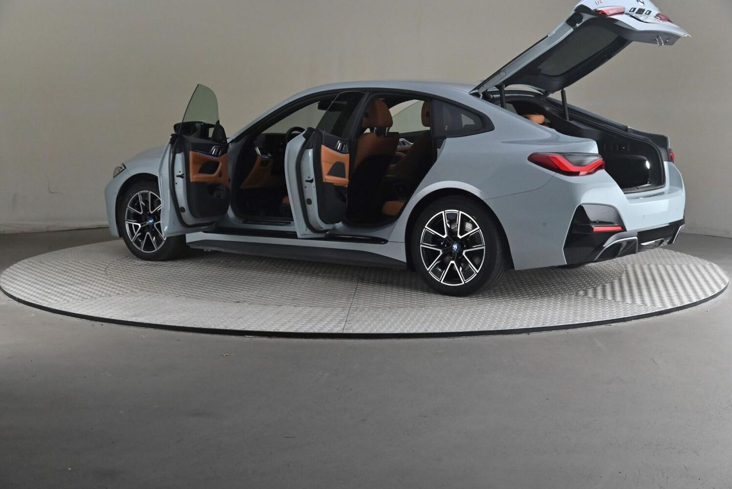 BMW i4 M50 vaihtoauto