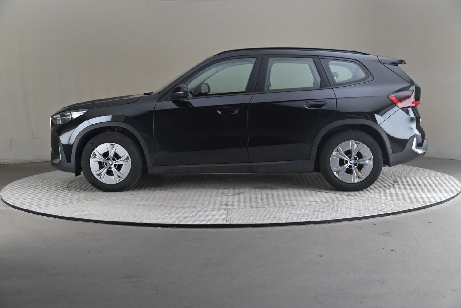 BMW iX1 vaihtoauto