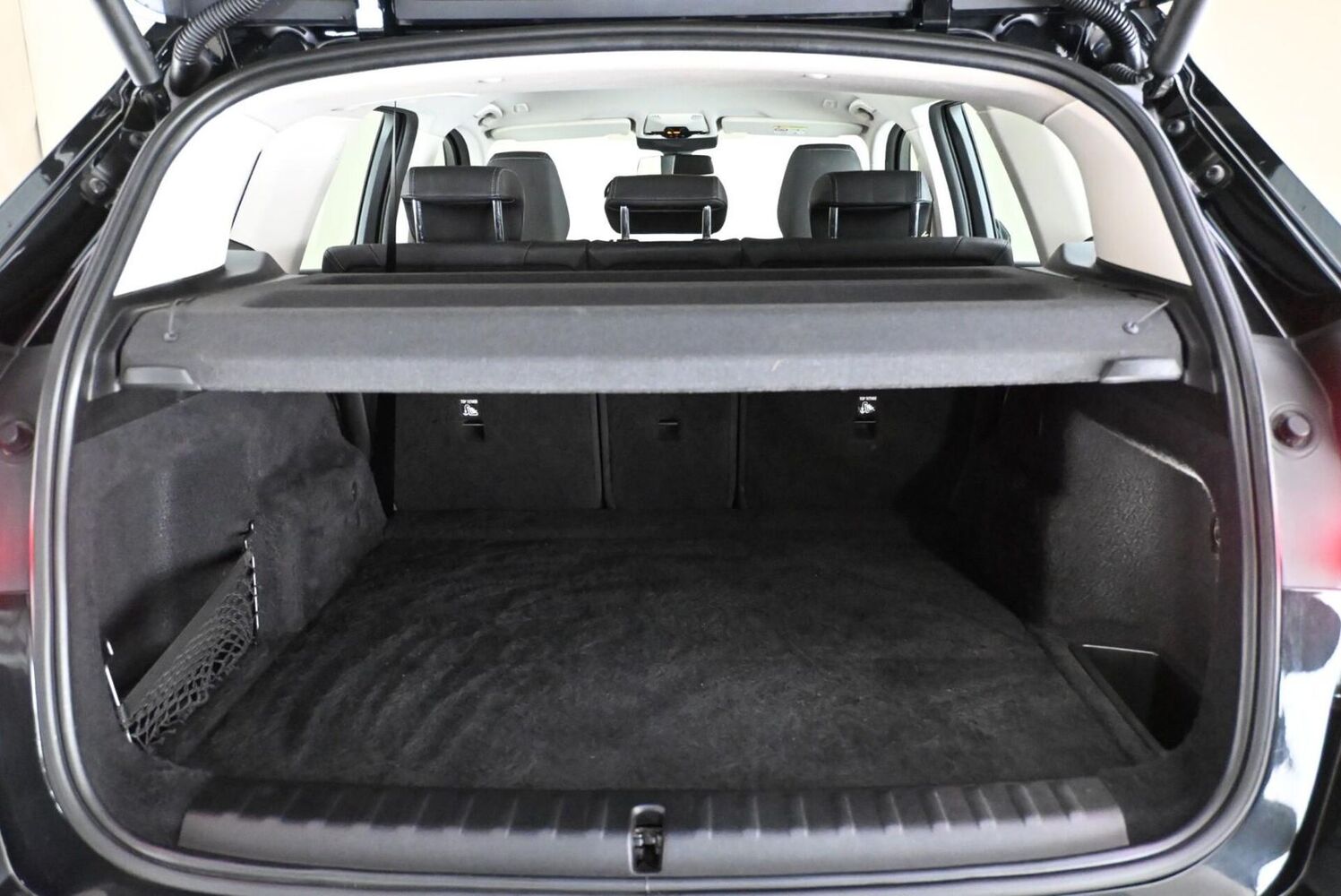 BMW iX1 vaihtoauto