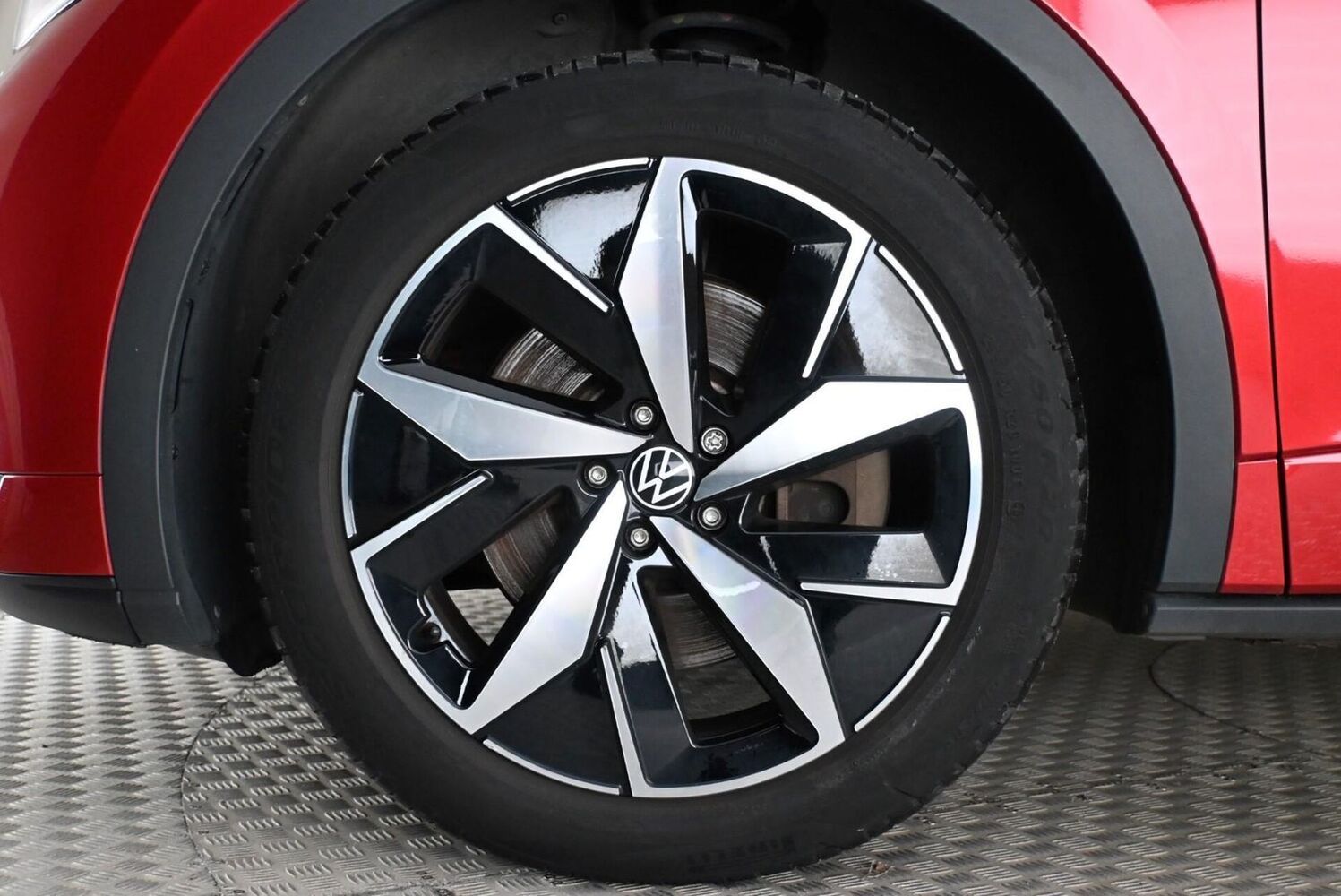 Volkswagen ID.4 vaihtoauto