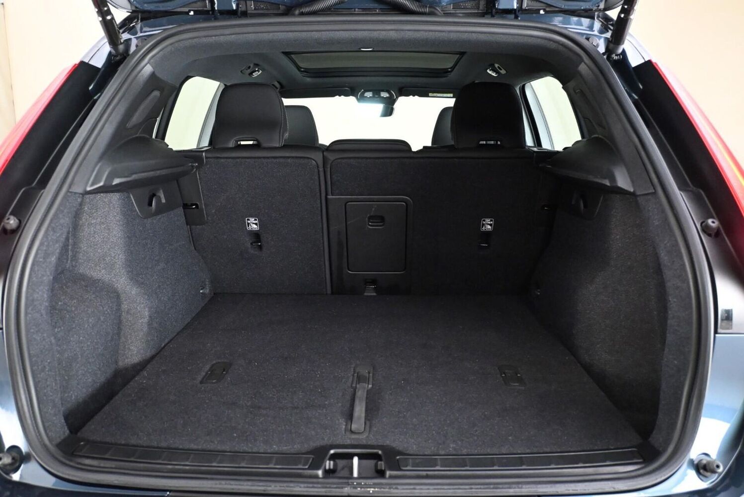 Volvo EX40 vaihtoauto