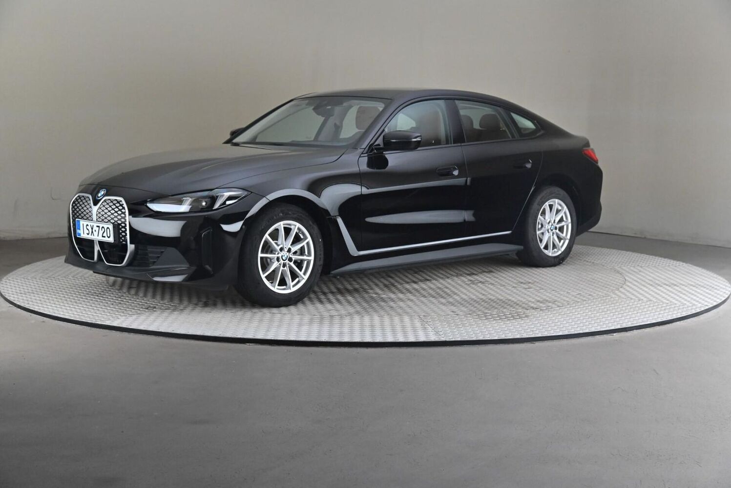 BMW i4 vaihtoauto