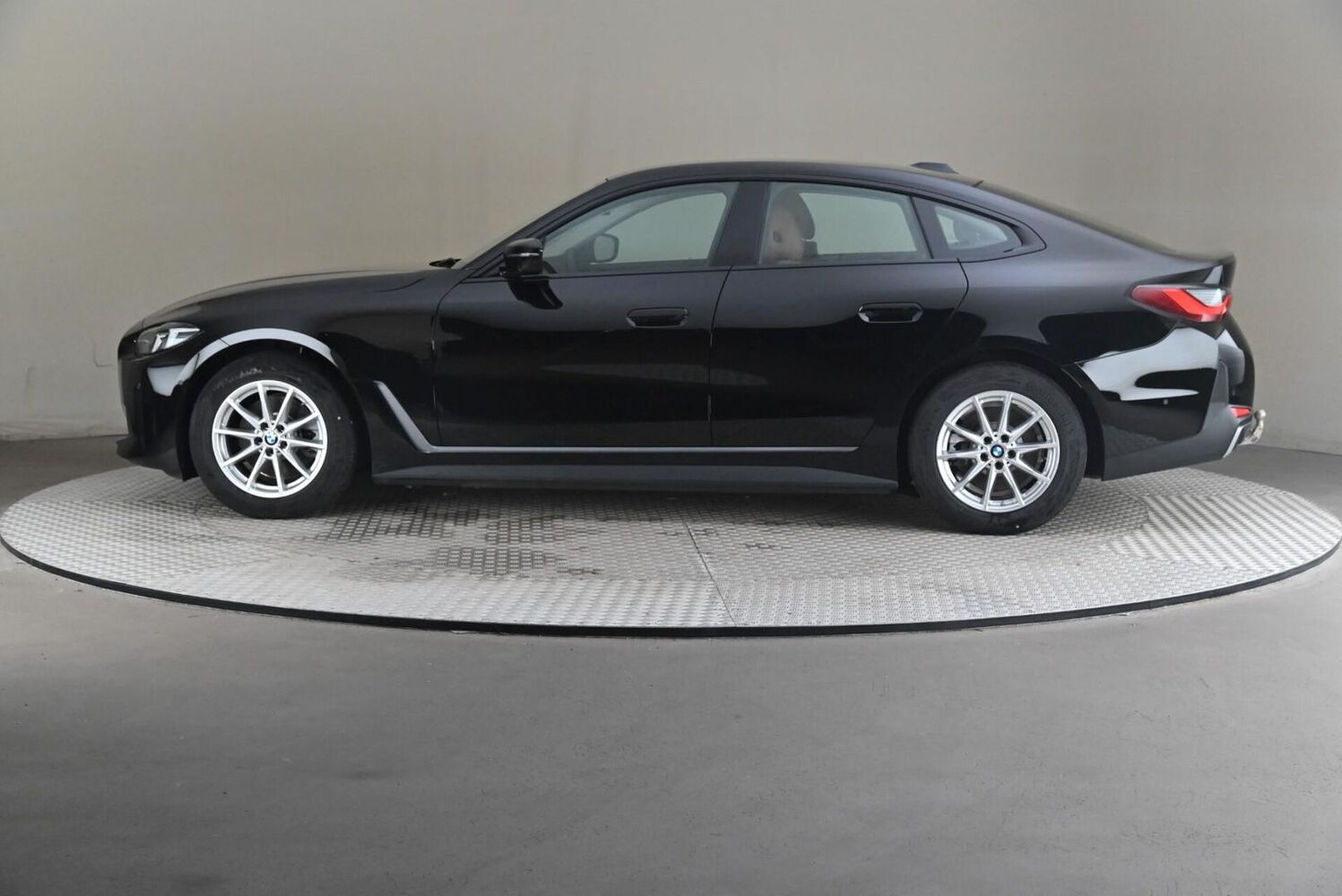 BMW i4 vaihtoauto