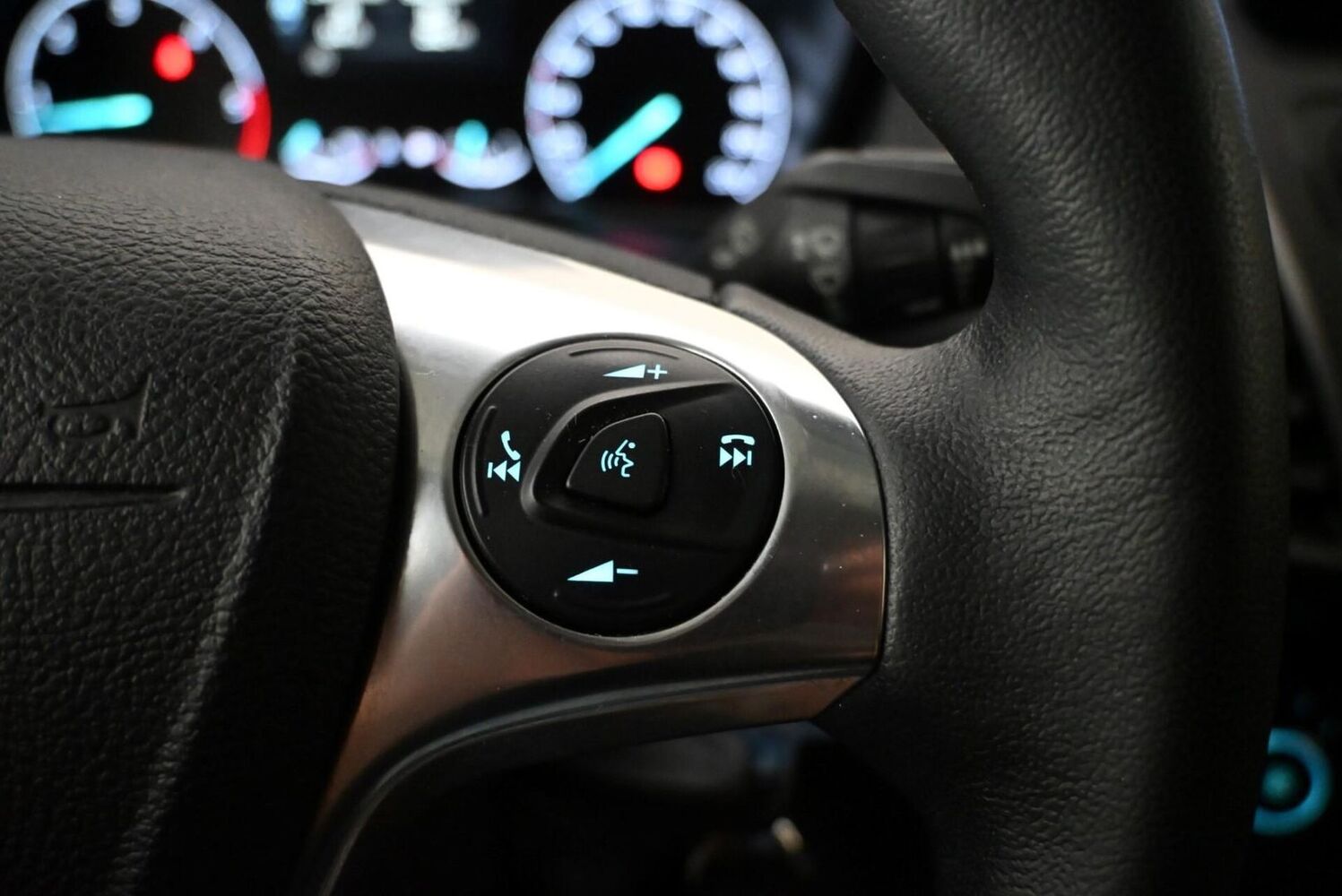 Ford Transit Connect vaihtoauto
