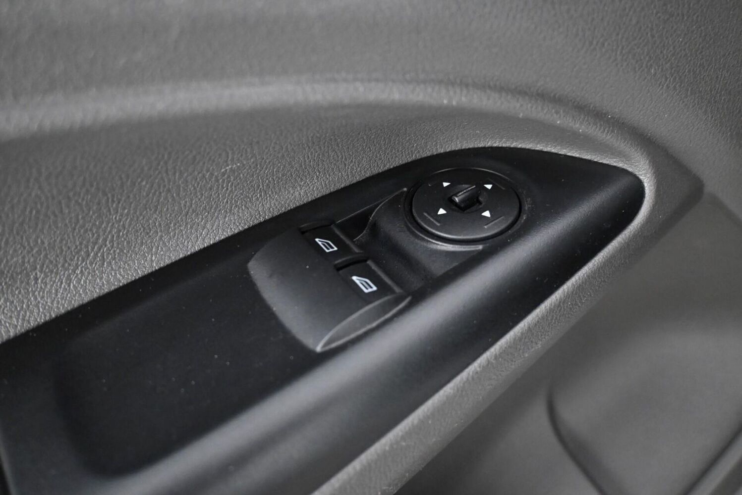Ford Transit Connect vaihtoauto