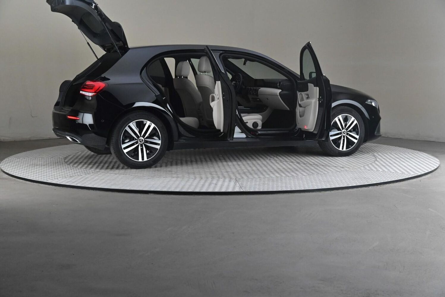 Mercedes-Benz A vaihtoauto