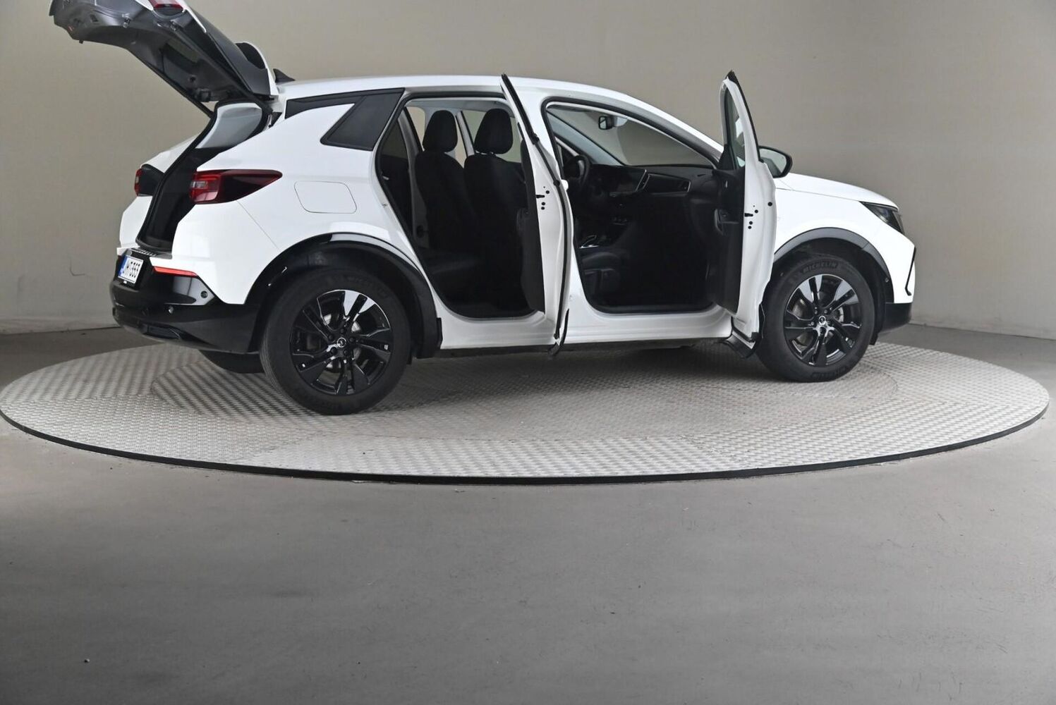 Opel Grandland vaihtoauto