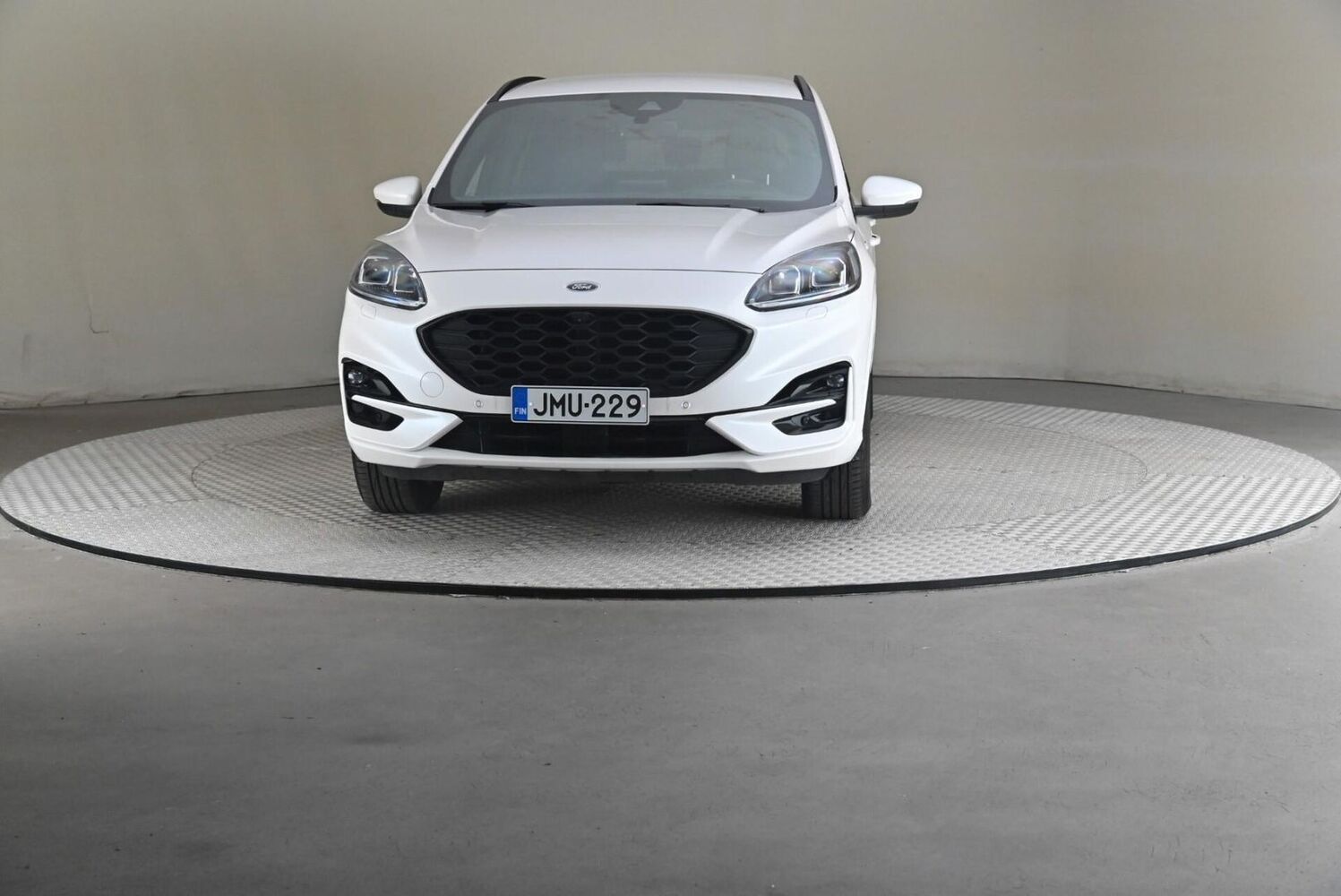 Ford Kuga vaihtoauto