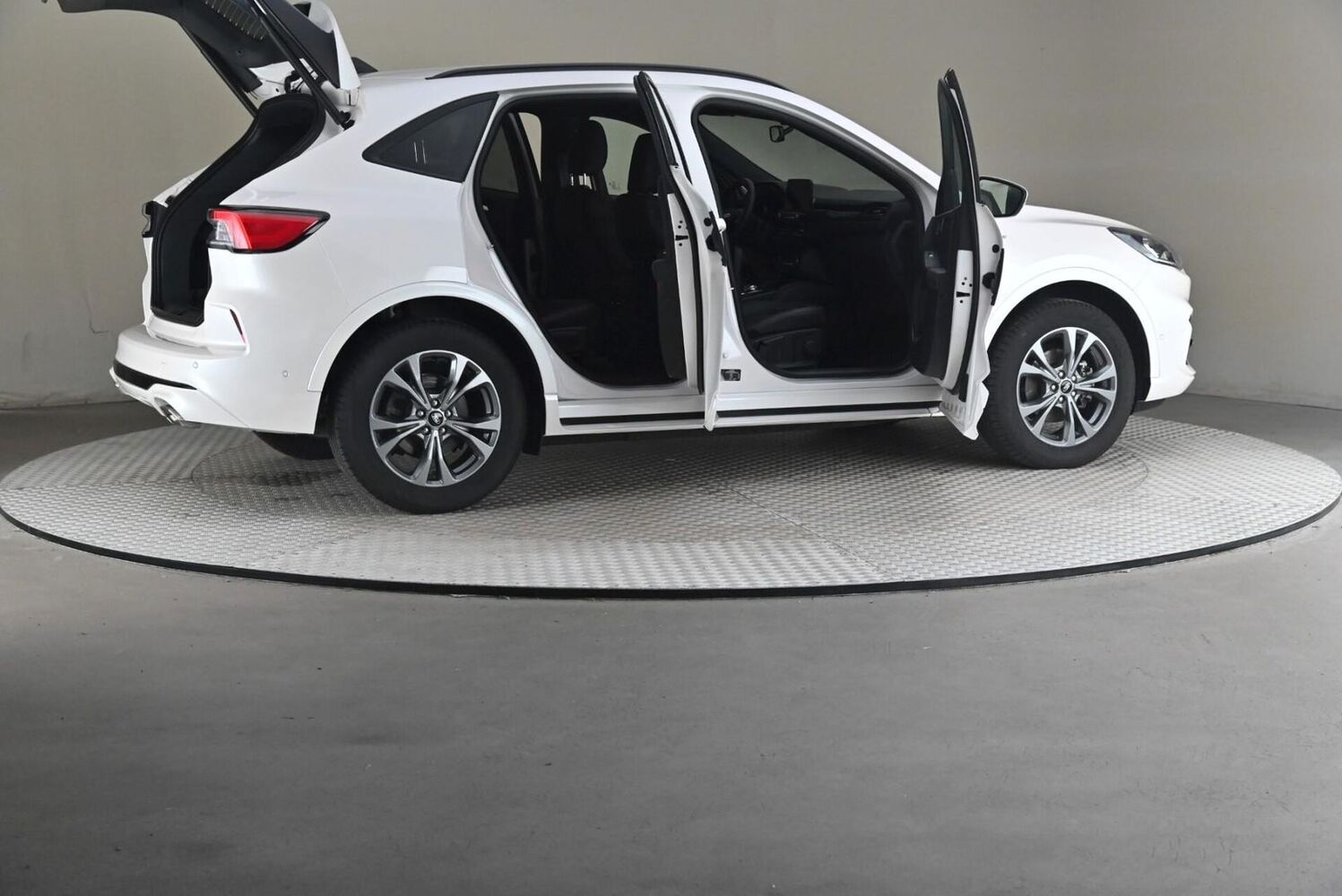 Ford Kuga vaihtoauto