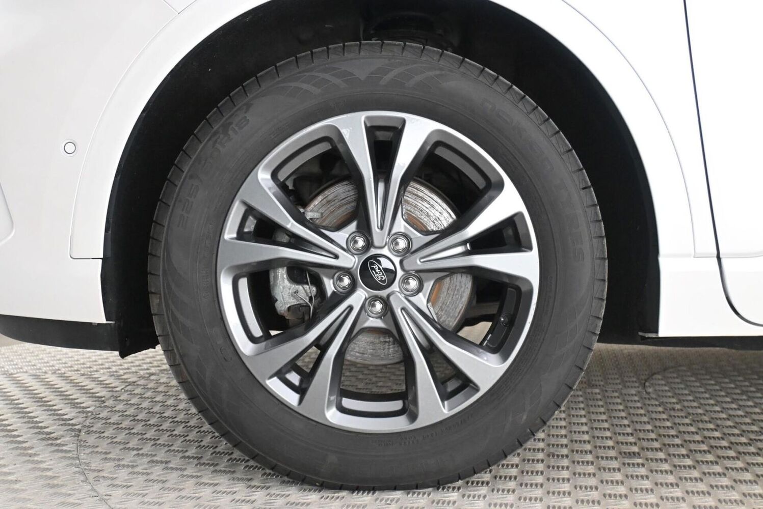 Ford Kuga vaihtoauto