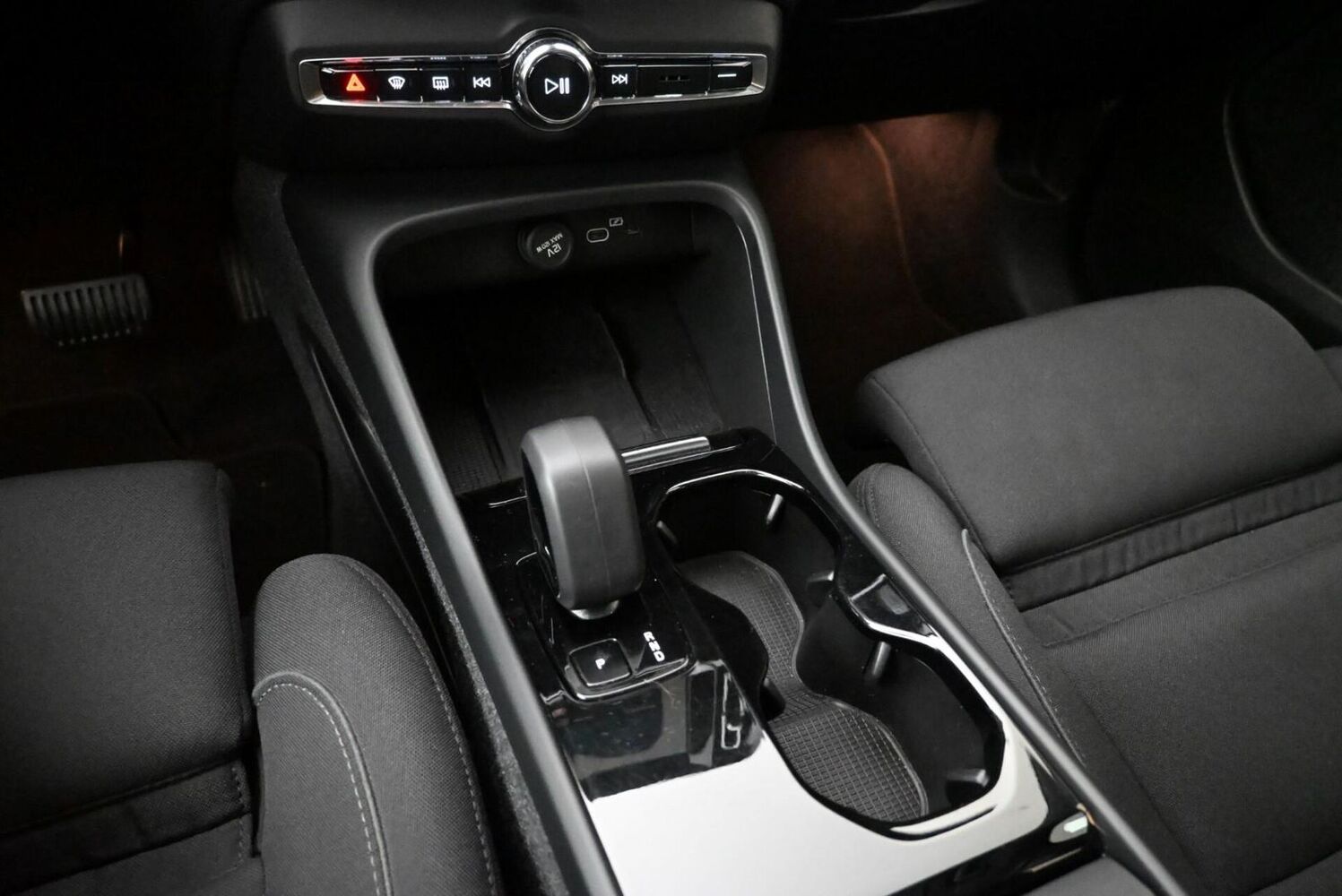 Volvo C40 vaihtoauto