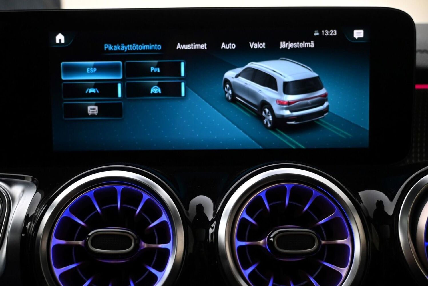 Mercedes-Benz EQB vaihtoauto