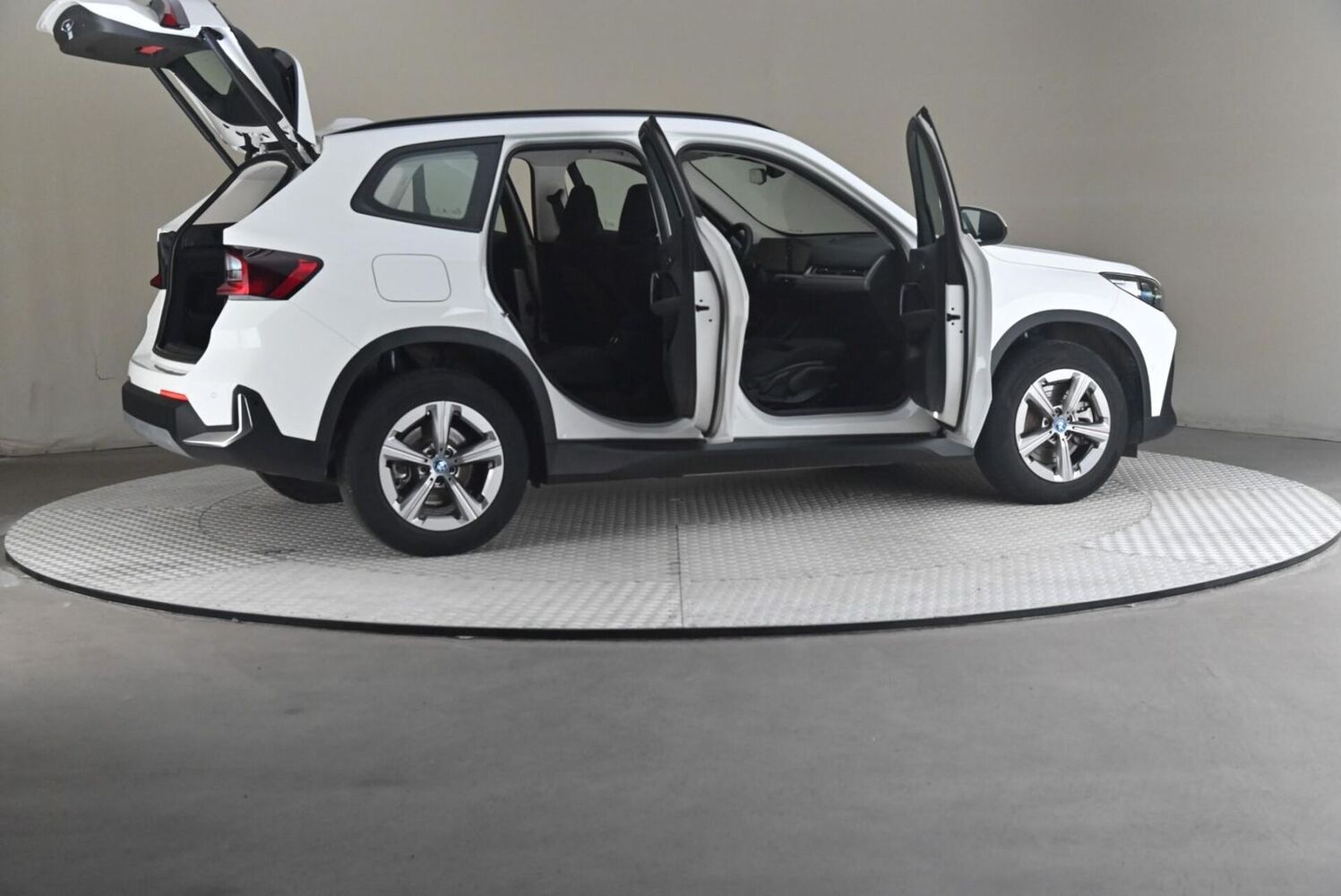 BMW X1 vaihtoauto