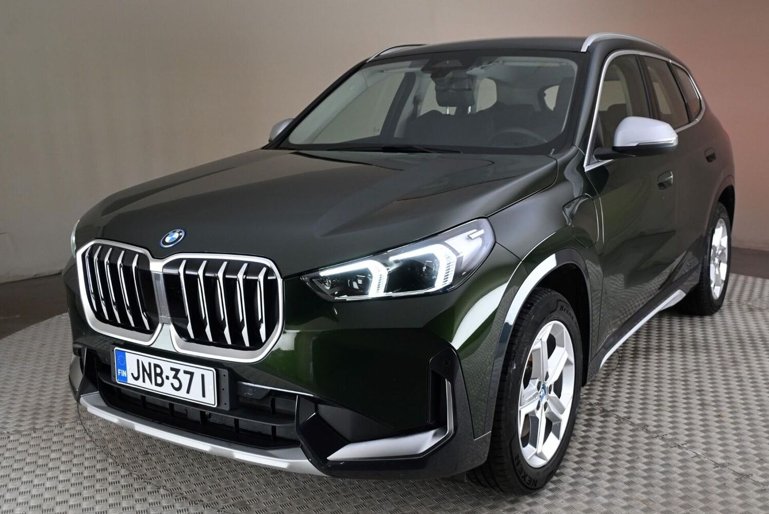 BMW X1 vaihtoauto