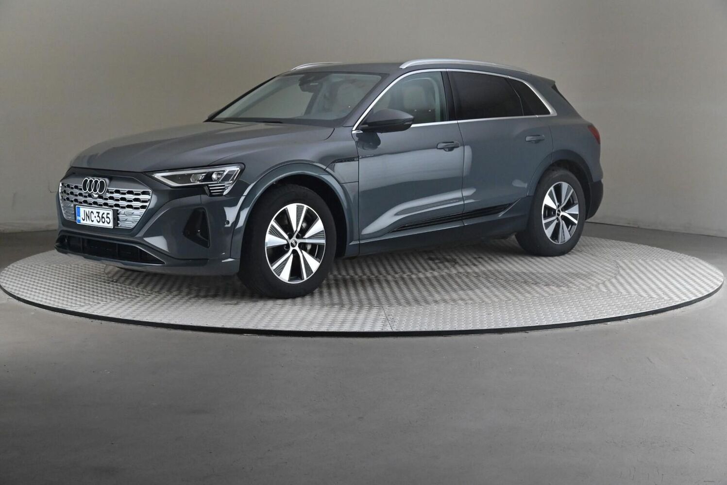Audi Q8 e-tron vaihtoauto