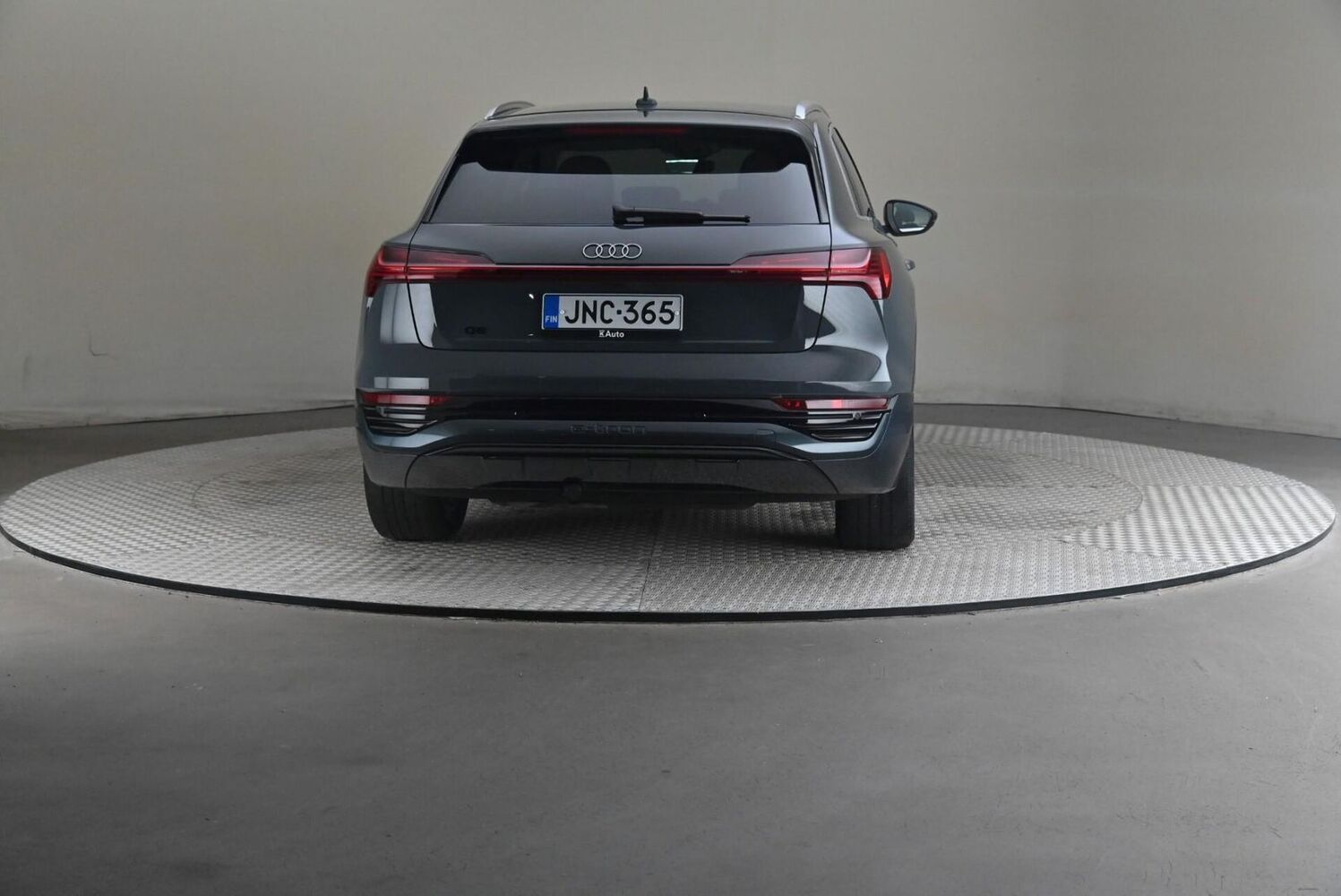 Audi Q8 e-tron vaihtoauto
