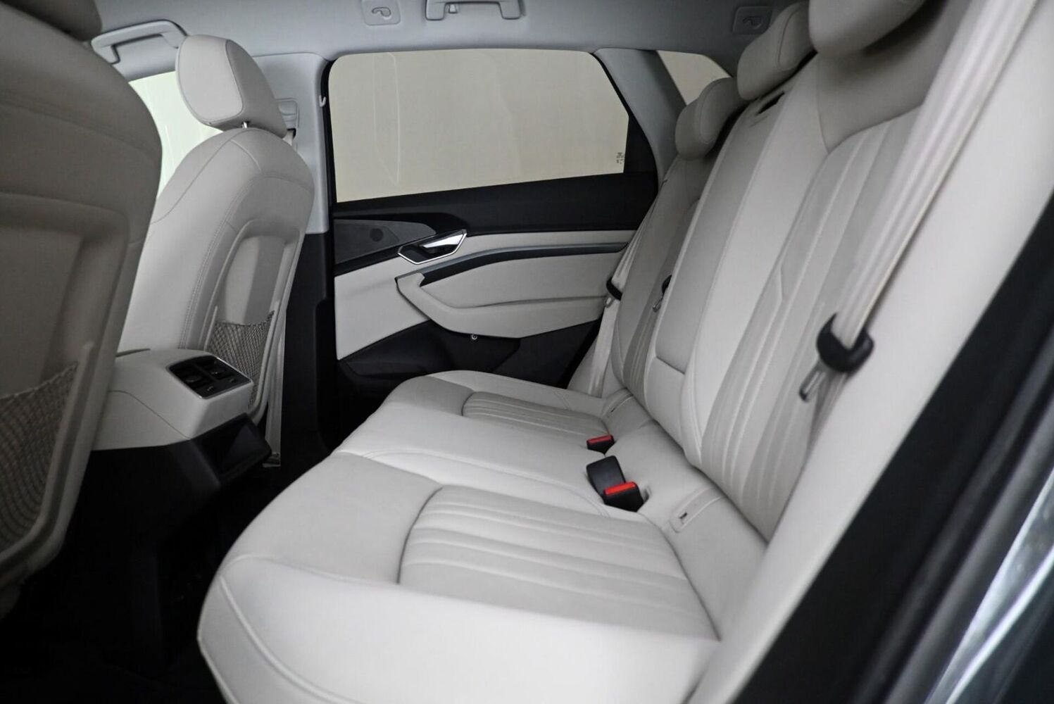 Audi Q8 e-tron vaihtoauto