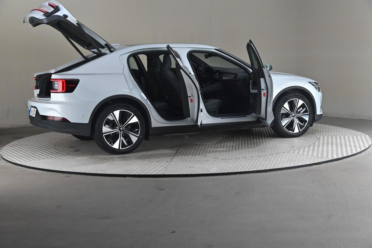 Polestar 2 vaihtoauto