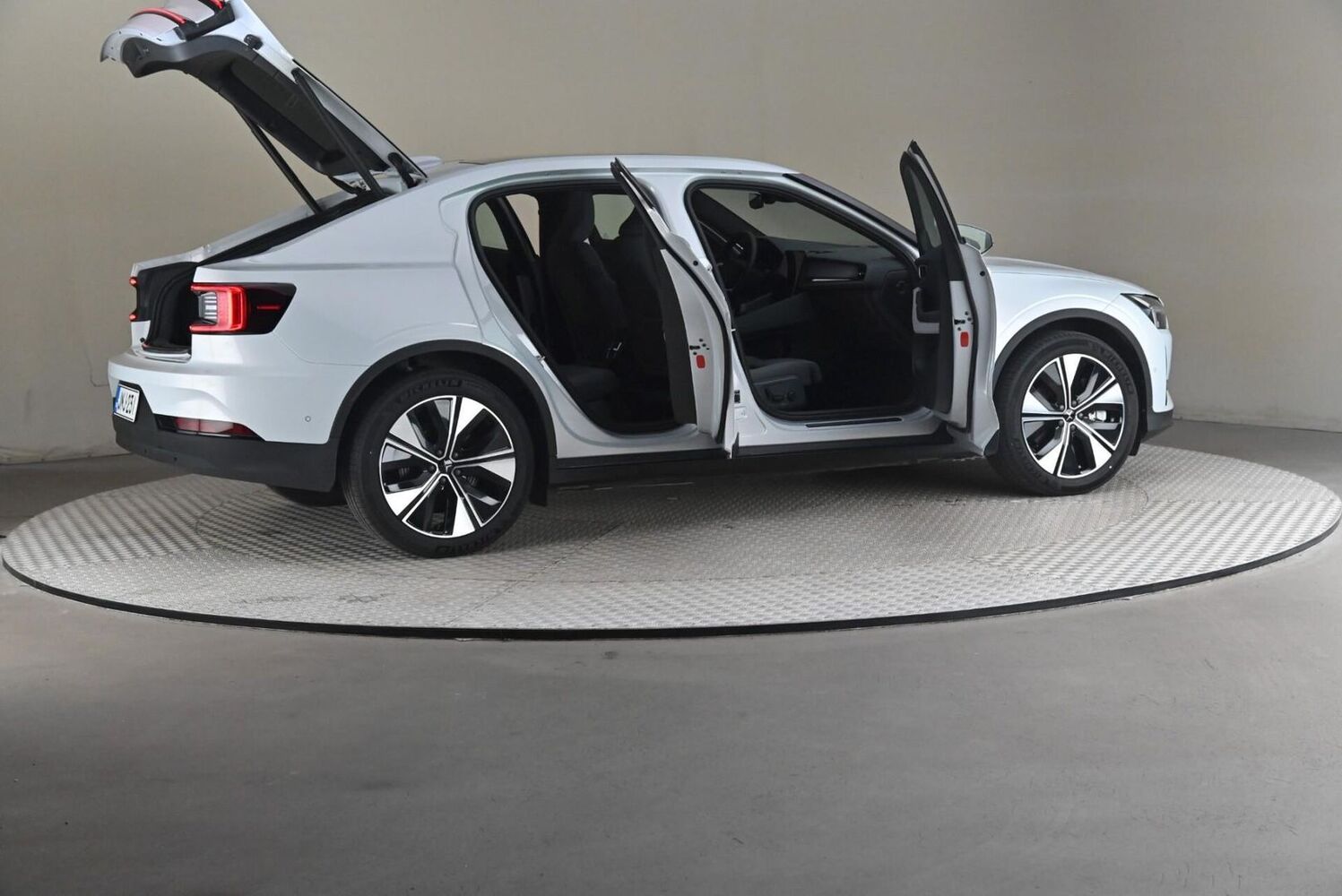 Polestar 2 vaihtoauto