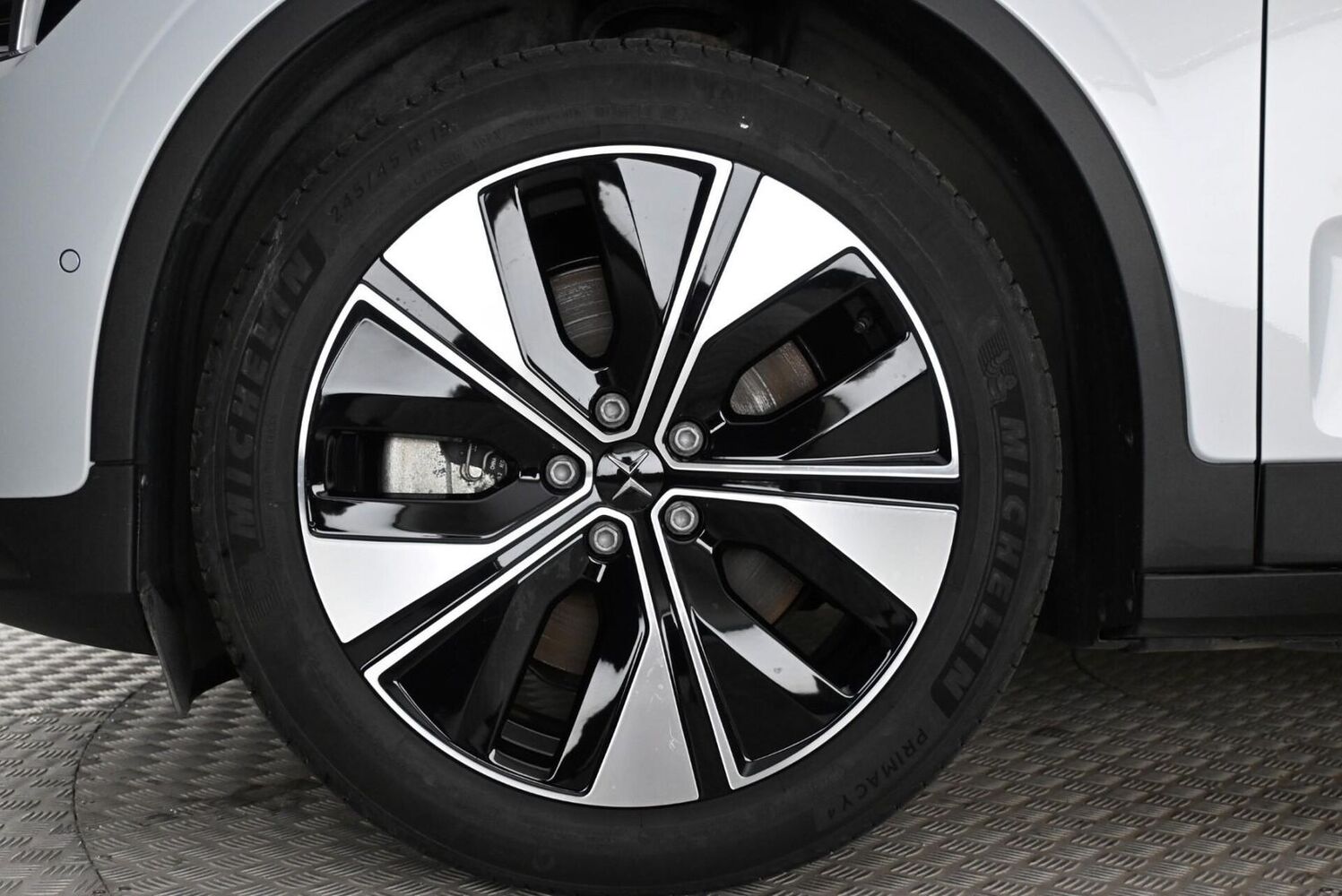 Polestar 2 vaihtoauto
