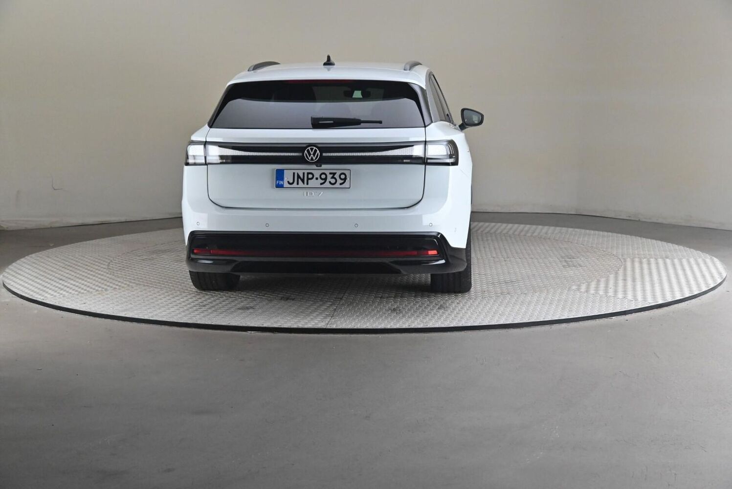Volkswagen ID.7 vaihtoauto