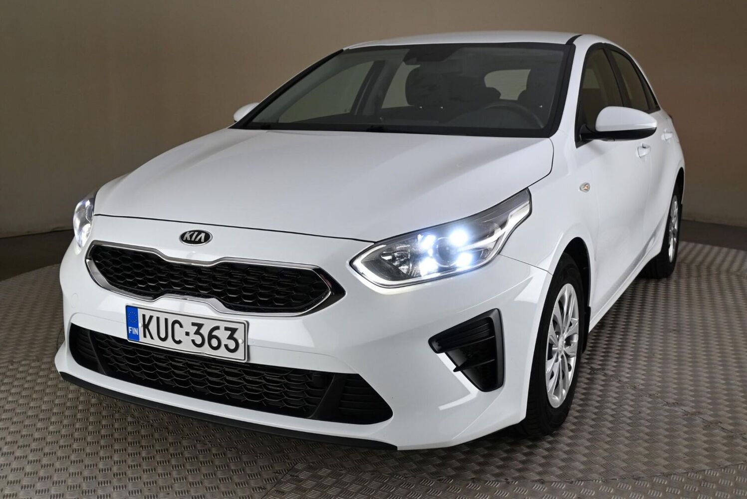 Kia Ceed vaihtoauto